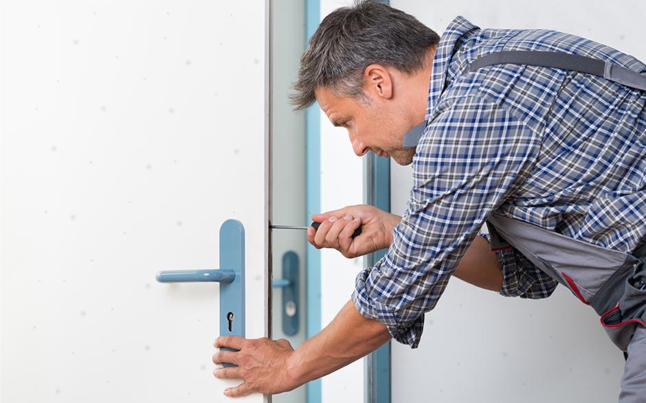 ouvrir une porte sans clé Viroflay